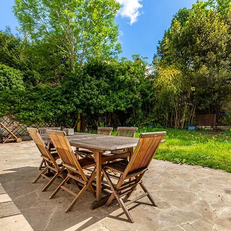 Big With Private Garden Meudon