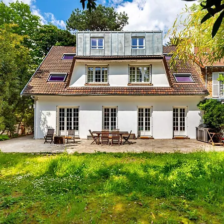 Big With Private Garden Apartment Meudon